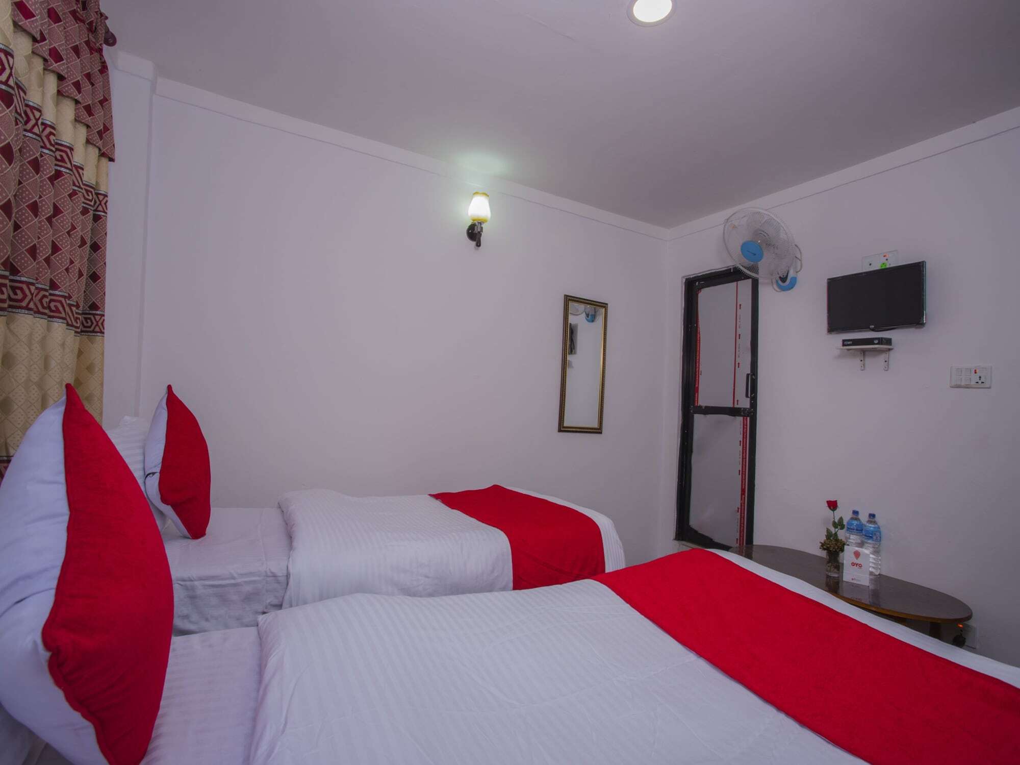 Oyo 276 White Orchid Resort Κατμαντού Εξωτερικό φωτογραφία